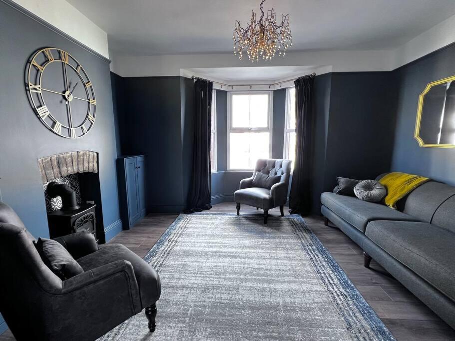 No 11, Fishguard, Ideal For Beach, Coastal Path And Town! Eksteriør billede