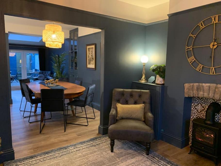No 11, Fishguard, Ideal For Beach, Coastal Path And Town! Eksteriør billede